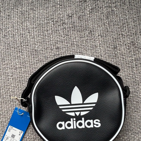 BNWT Adidas Originals Classic Round Crossbody Bag - Black - Picture 8 of 15